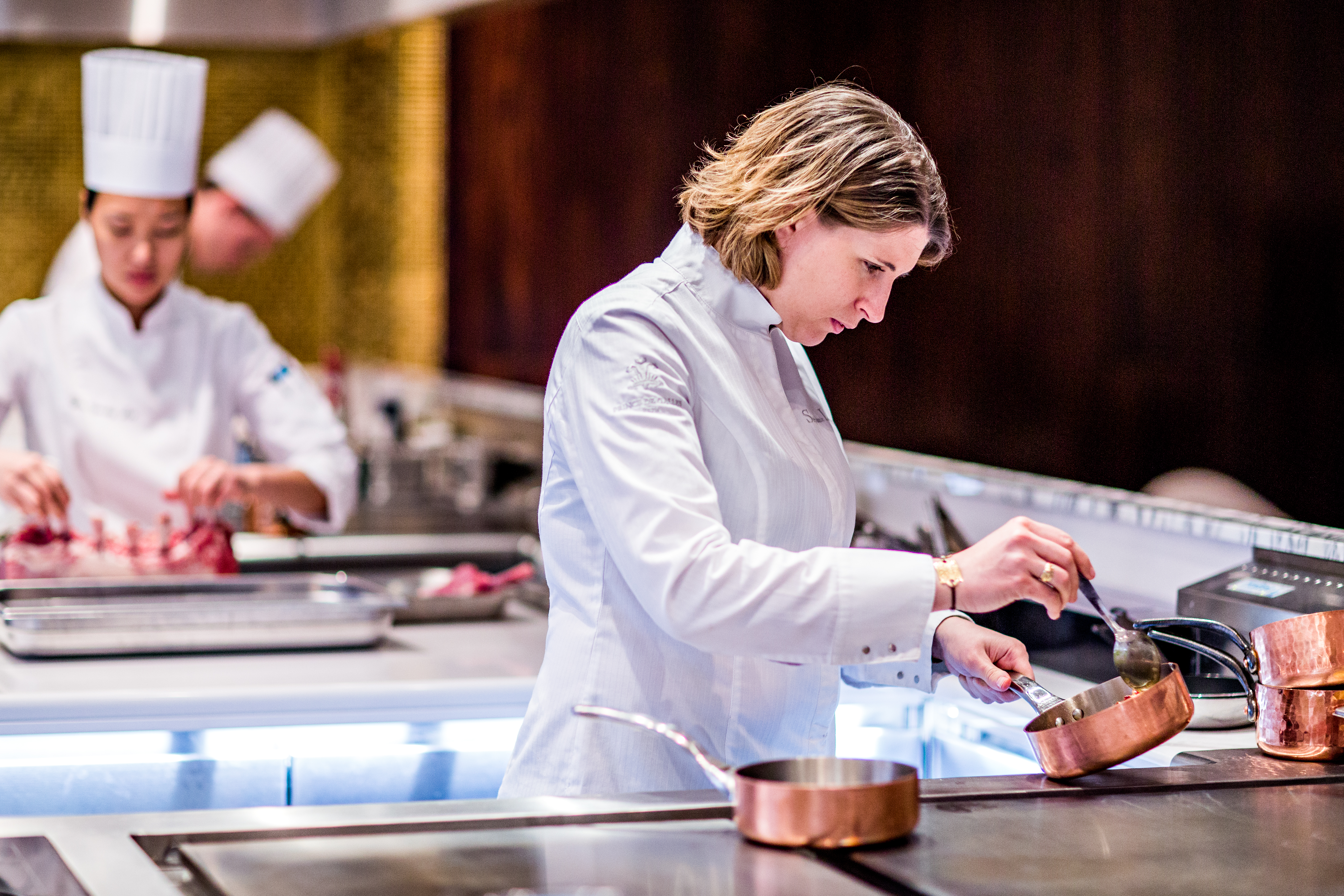 Chef Séphanie Le Quellec Restaurant La Scène Prince de Galles